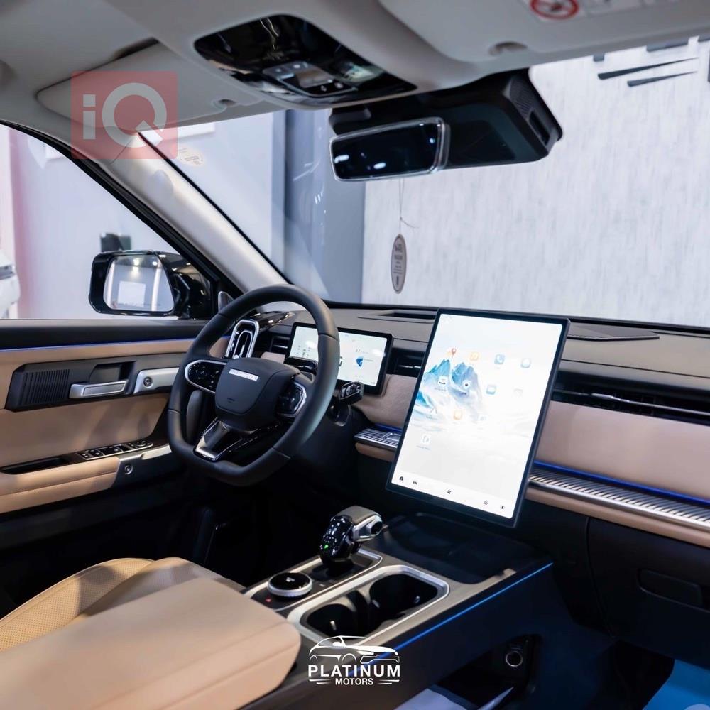 https://cdn.iqcars.iob9993cb9-8bda-4634-ba56-d645444e988b_3.jpg